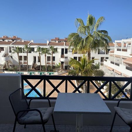 Victoria Court Apartment 13A2 Арона Екстериор снимка